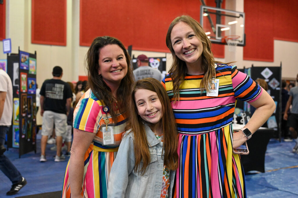 LISD Student and staff at Art fair