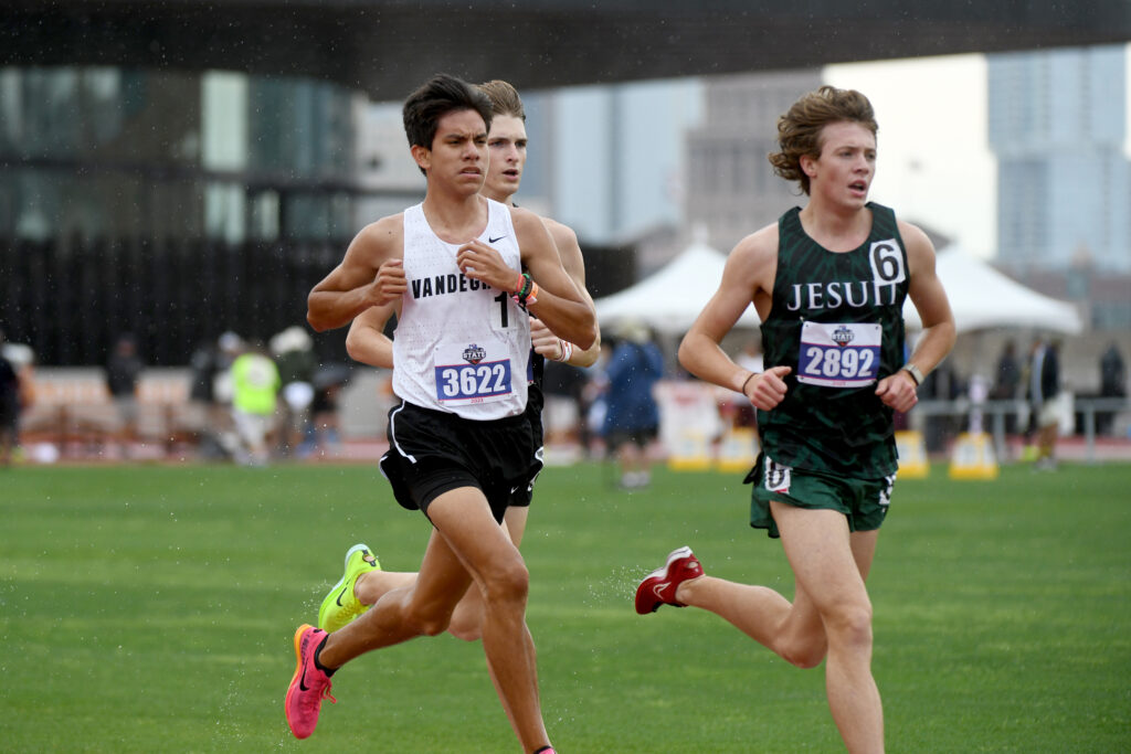 LISD track team during a race