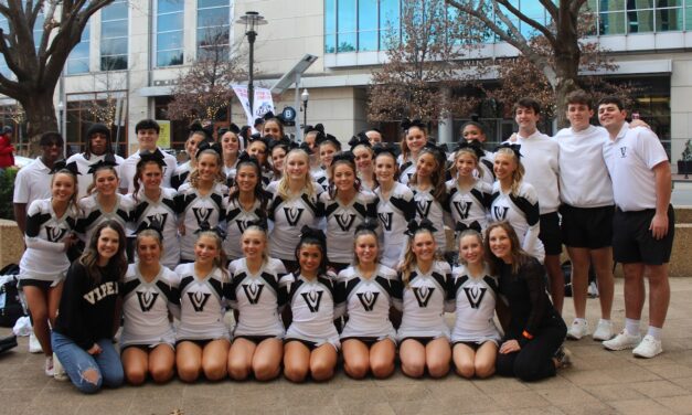 Vandegrift Cheer Wins Bronze at State