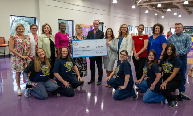Texas PTA Generously Donates Funds for New School Buses