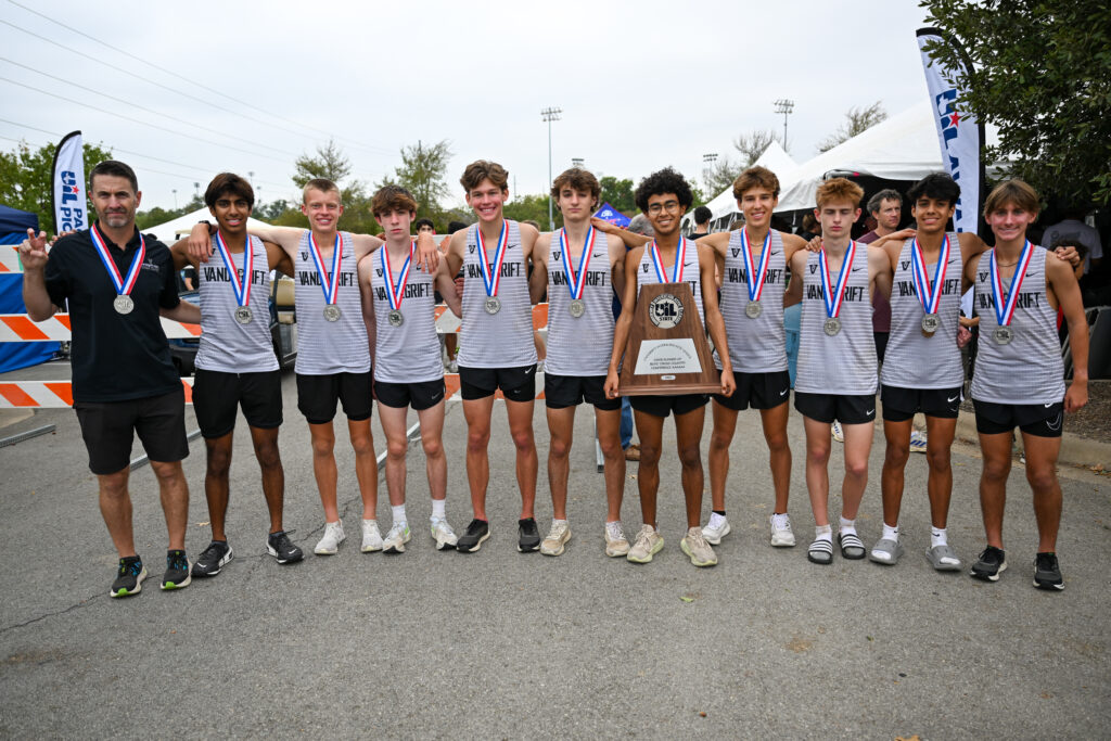 Vandegrift Boys Cross Country Team Finishes 2nd at State Leander ISD News