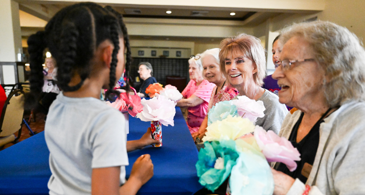 Faubion Elementary Students Deliver Handmade Flowers to Seniors in Heartwarming Community Project