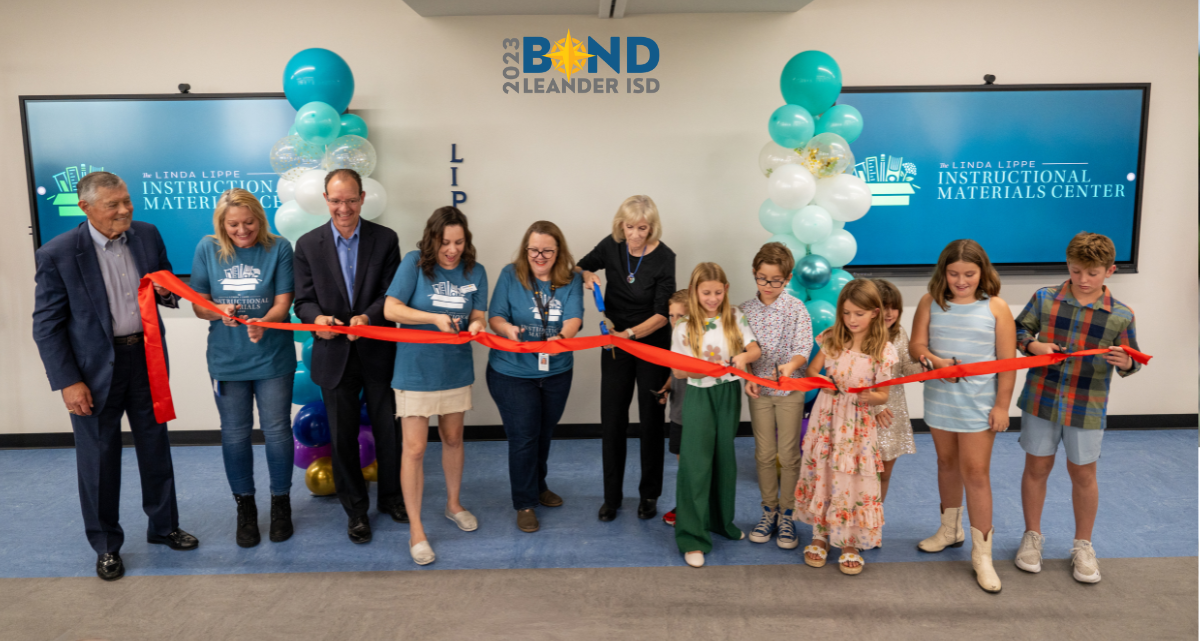 Lippe Instructional Materials Center Dedication Honors Legacy of Hands-On Learning